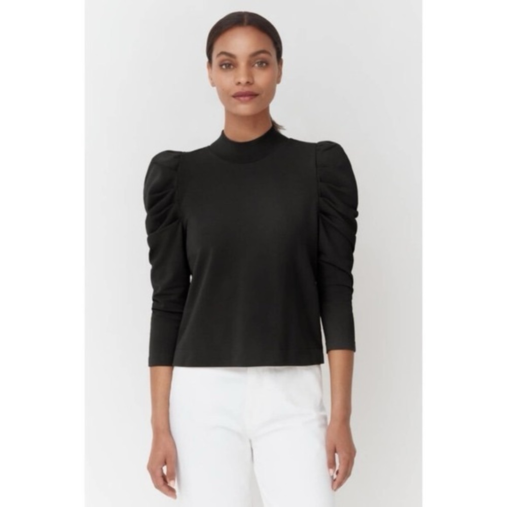 Cuyana Top